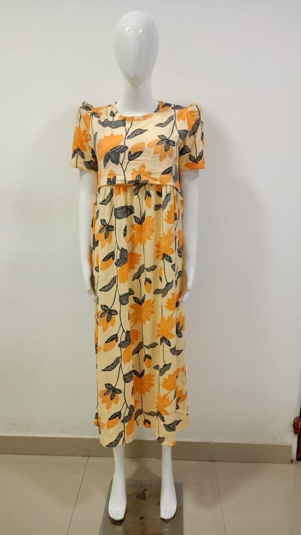 Yellow Shade Flower - Feeding