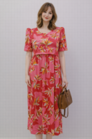 Bright & Cheerful Tropical Style