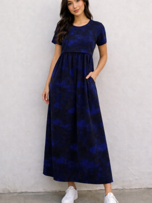 Dye & Tie Blue - Feeding