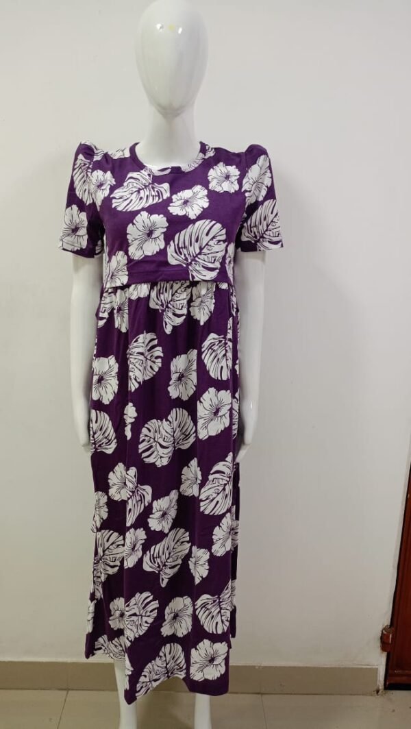 Purple Feather's - Feeding