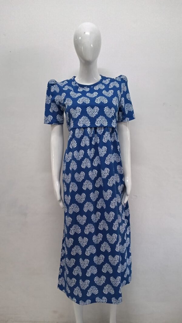 Lovely Hearts - Feeding